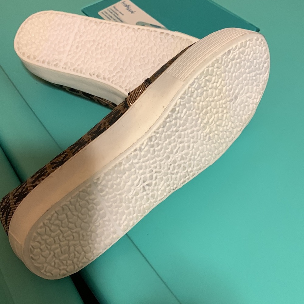 Michael Kori’s - Children’s Loafers - Picture 4 of 5